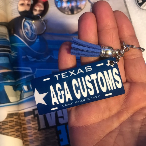 Custom Keychains - Picture 3 of 7